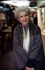 E' morta la scrittrice Alice Munro, premio Nobel nel 2013